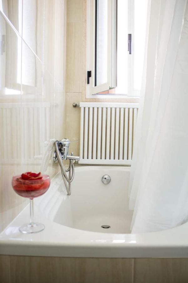 Chialesi Bed & Breakfast Монополи Екстериор снимка