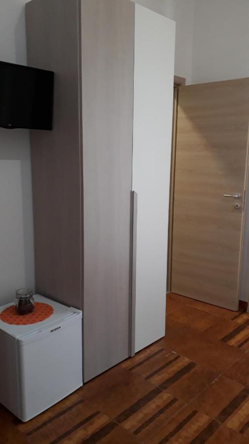 Chialesi Bed & Breakfast Монополи Екстериор снимка